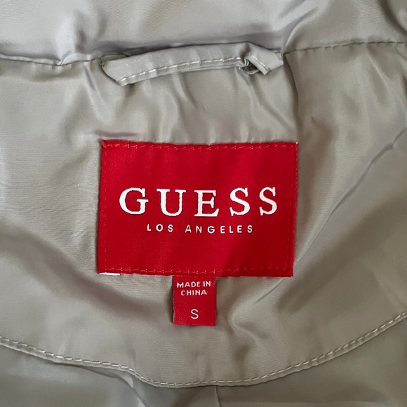 GUESS Quilted Coat EUC - Picture 8 of 10